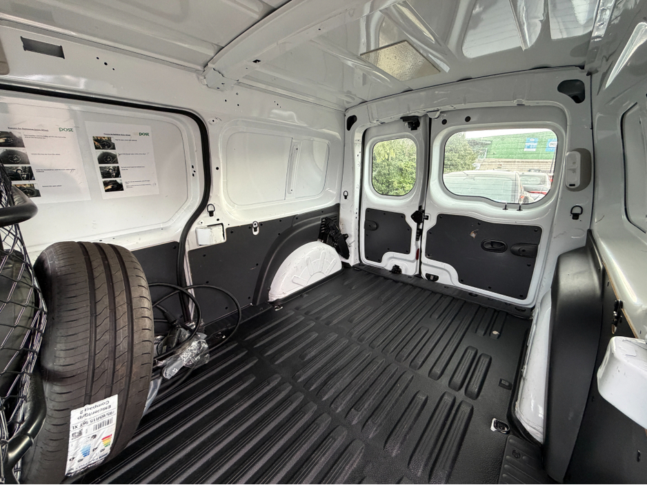 2020 Renault Kangoo - image 21