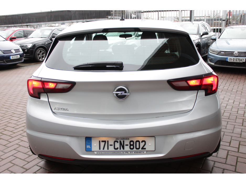 2017 Opel Astra 1.4i S EDITION 5DR HATCHBACK //IRISH CAR FROM NEW WITH ONLY 64000 KM'S // BUY WITH CONFIDENCE AA AND SIMI APPROVED DEALER 2026 // FINANCE ARRANGED // ALL TRADE INS WELCOME // €10,950