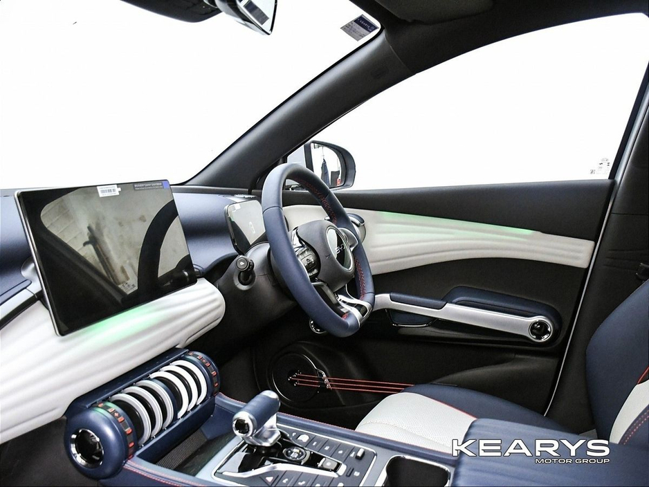 2025 BYD ATTO 3 - image 9