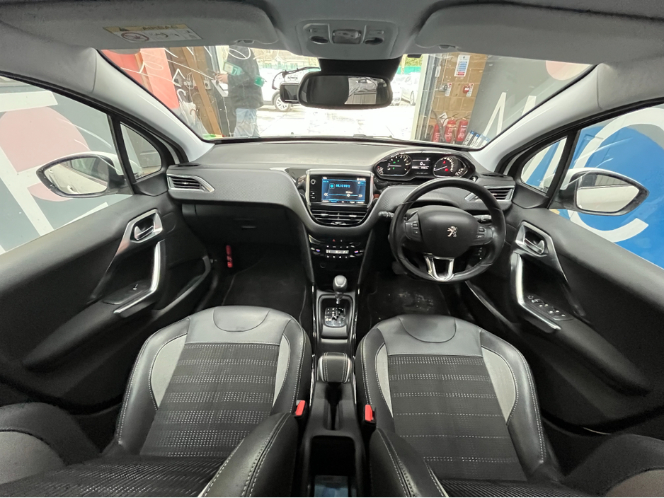 2019 Peugeot 2008 - image 14