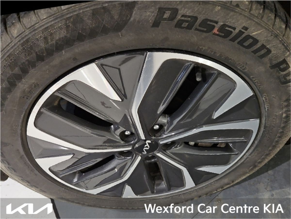 2024 Kia EV6 - image 9