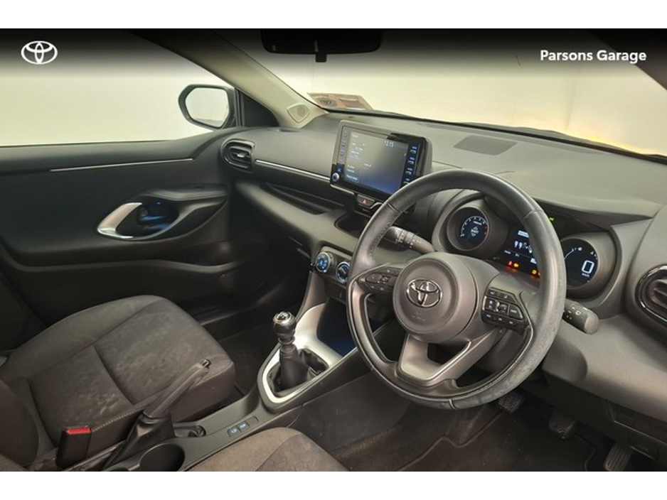 2023 Toyota Yaris  €22,995