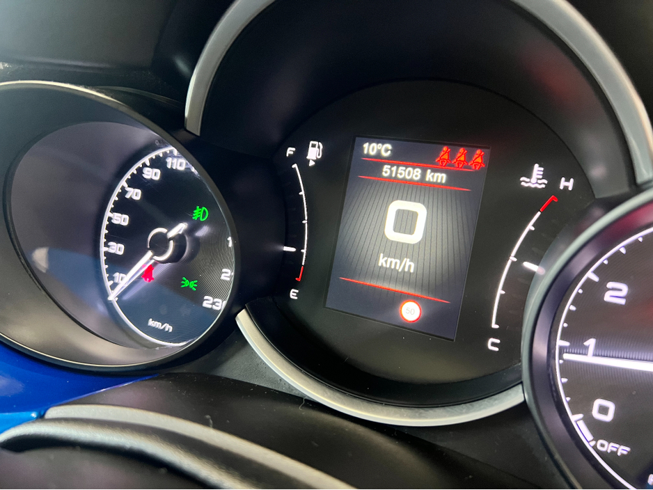 2019 Fiat 500X - image 11