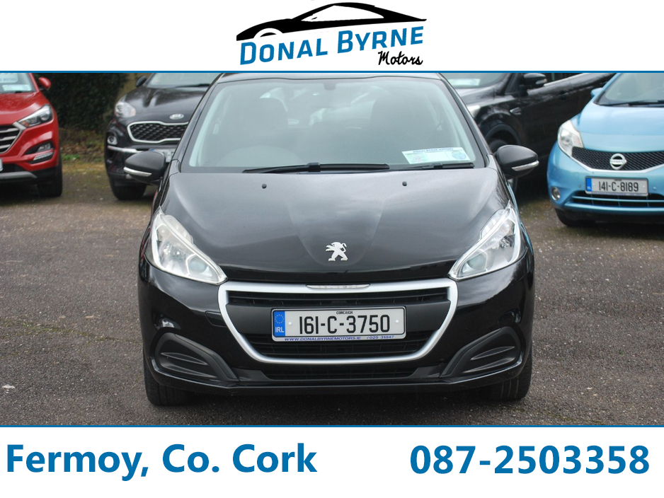 2016 Peugeot 208 - image 2