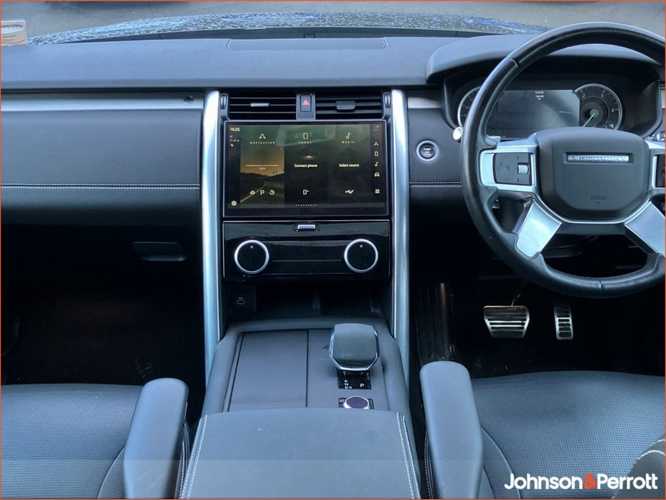 2023 Land Rover Discovery 3.0D I6 249 PS AWD Auto R-Dynamic HSE 7 Seater €89,900