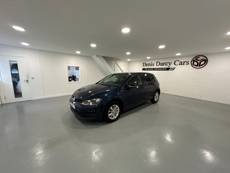 2014 Volkswagen Golf - image 8