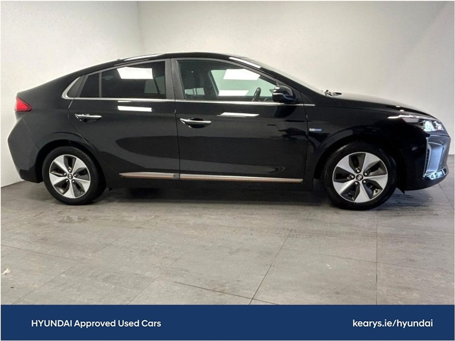 2019 Hyundai Ioniq - image 10