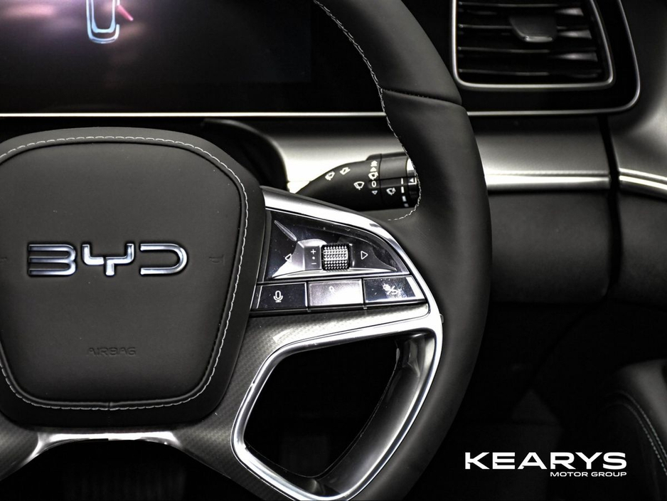 2025 BYD Sealion 7 - image 17