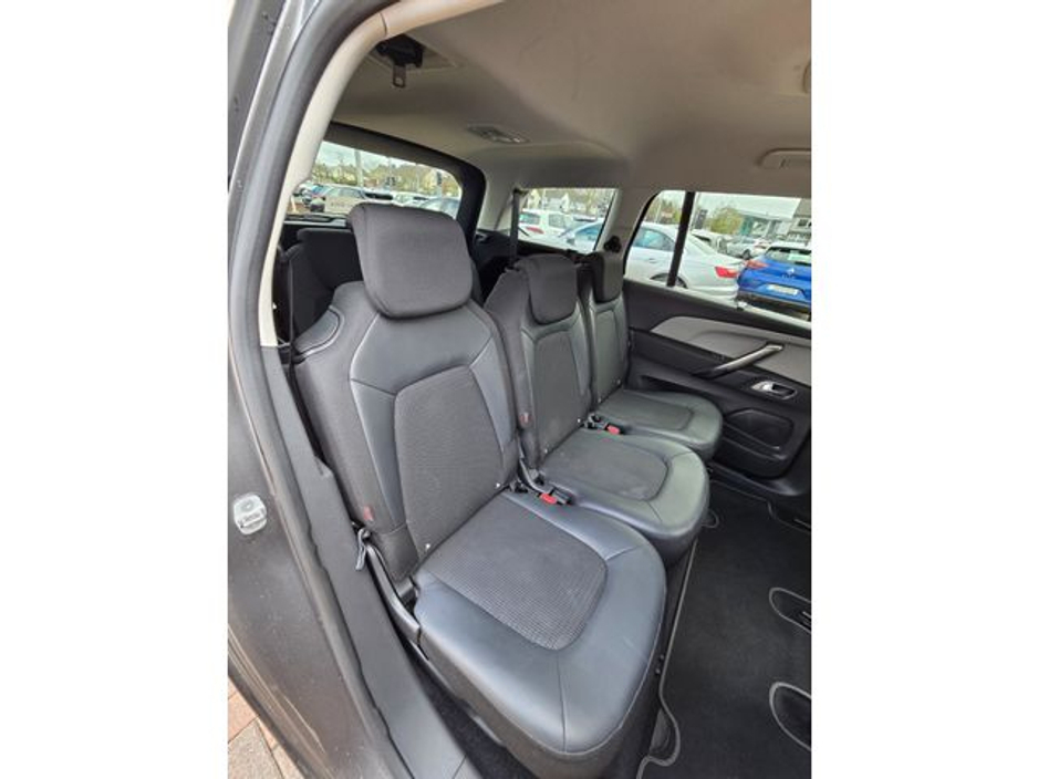 2022 Citroen C4 SpaceTourer - image 7