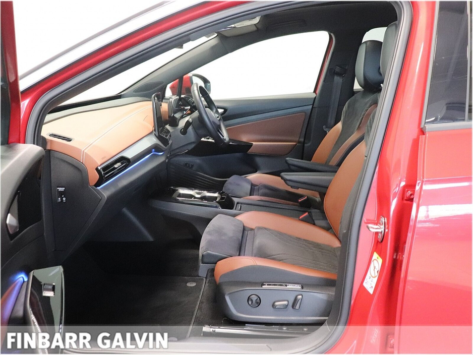 2023 Volkswagen ID.4 - image 10