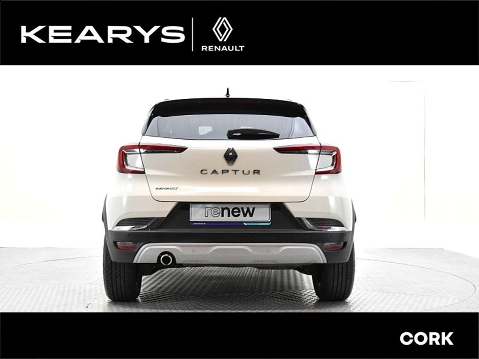 2020 Renault Captur - image 2