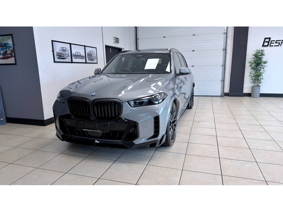 2024 BMW X5 - image 5