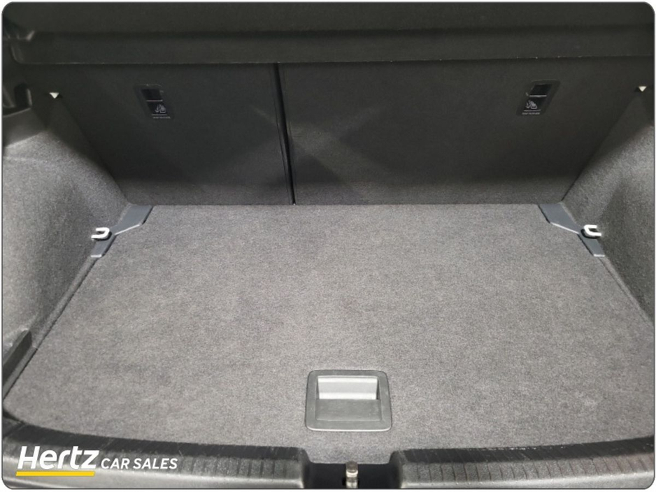 2024 Volkswagen Polo - image 18