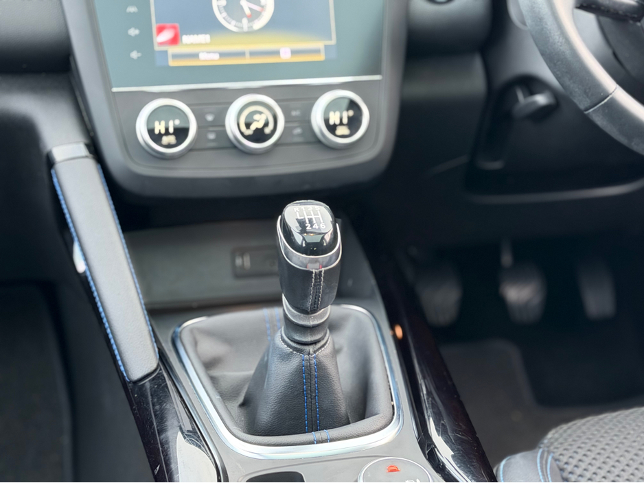 2019 Renault Kadjar - image 41