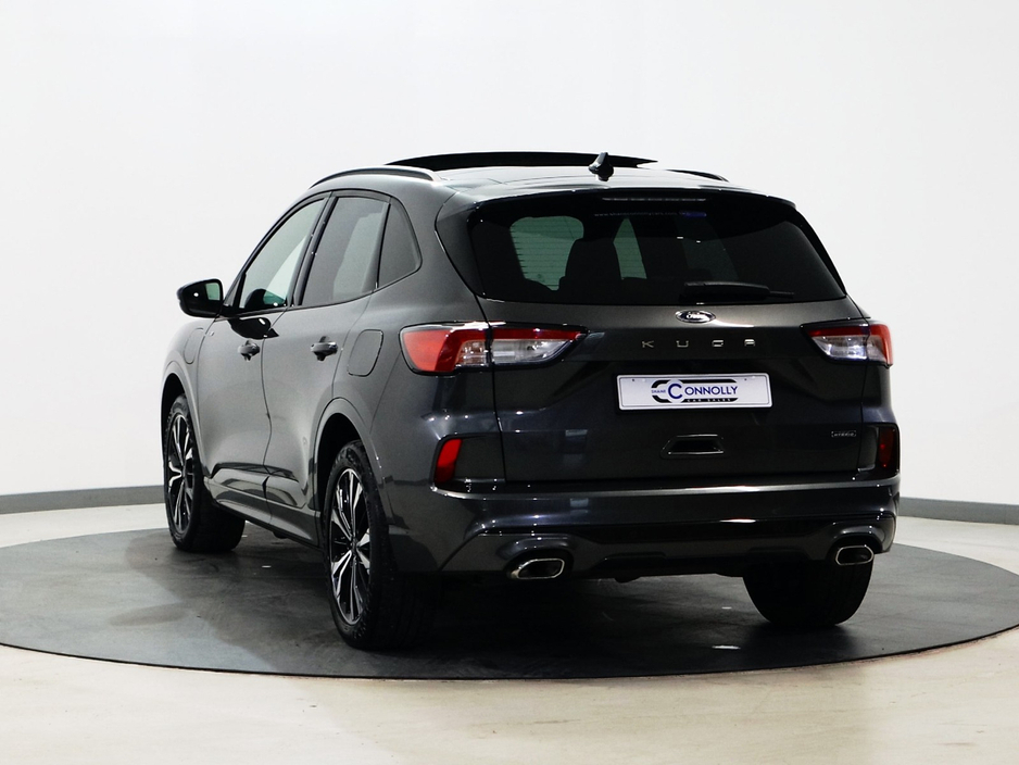 2023 Ford Kuga - image 2