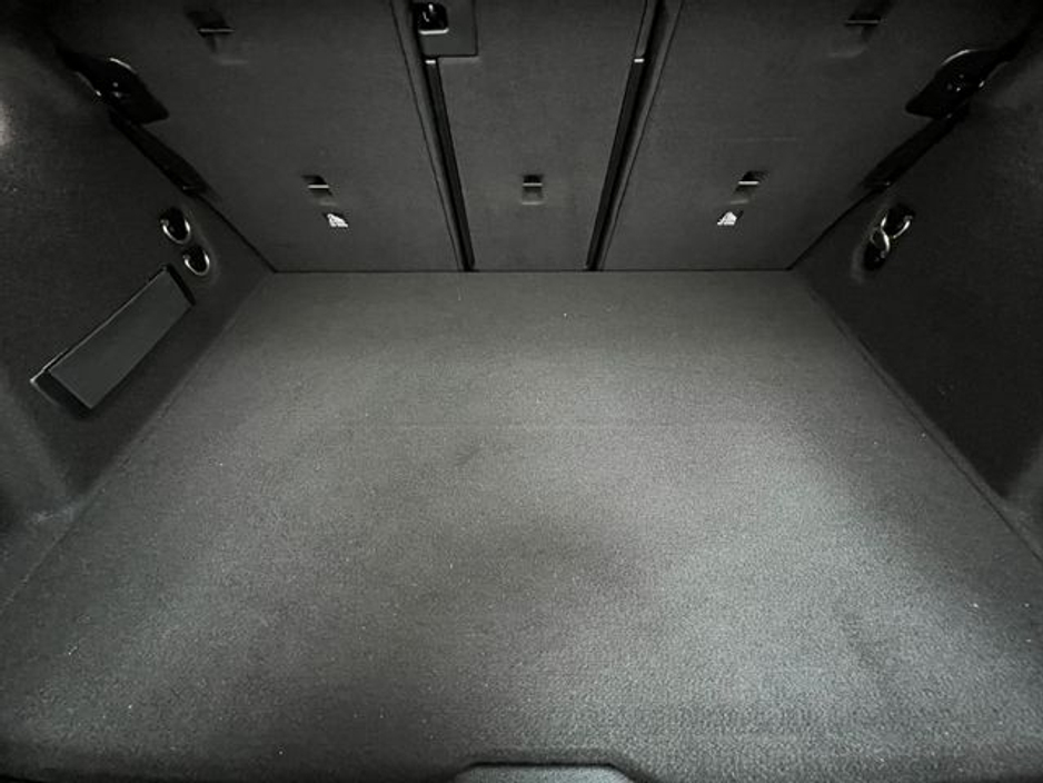 2020 BMW 1 Series - image 10