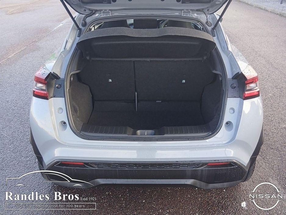 2025 Nissan Juke - image 14