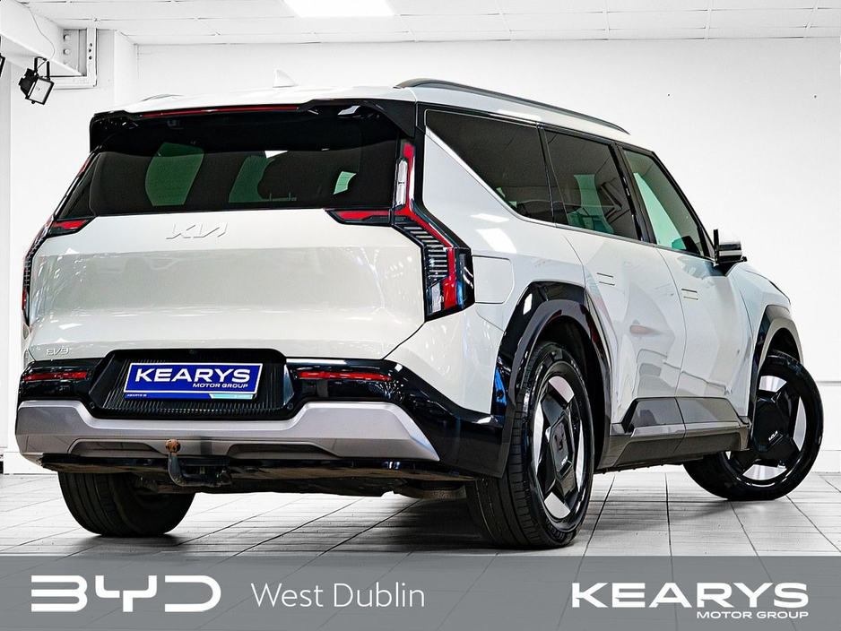 2025 Kia EV9 - image 8