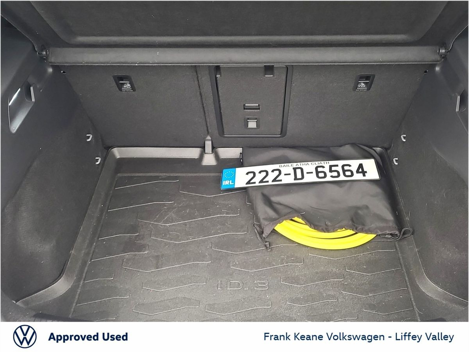 2022 Volkswagen ID.3 58KWH LIFE DX 204HP *REAR VIEW CAMERA* *PRIVACY GLASS* *18" ALLOYS* *HEATED SEATS* *CARPLAY / ANDROID AUTO* *BATTERY CERTIFIED* *PCP FINANCE AVAILABLE* €22,995