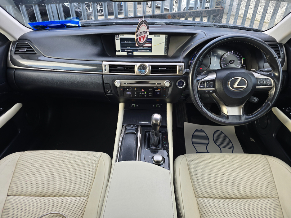 2016 Lexus GS 300 - image 14