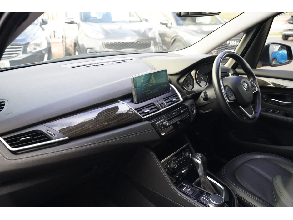 2018 BMW 2 Series Active Tourer - image 28