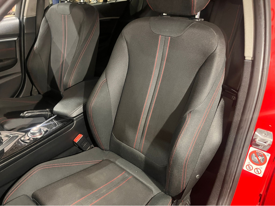 2016 BMW 3 Series - image 21