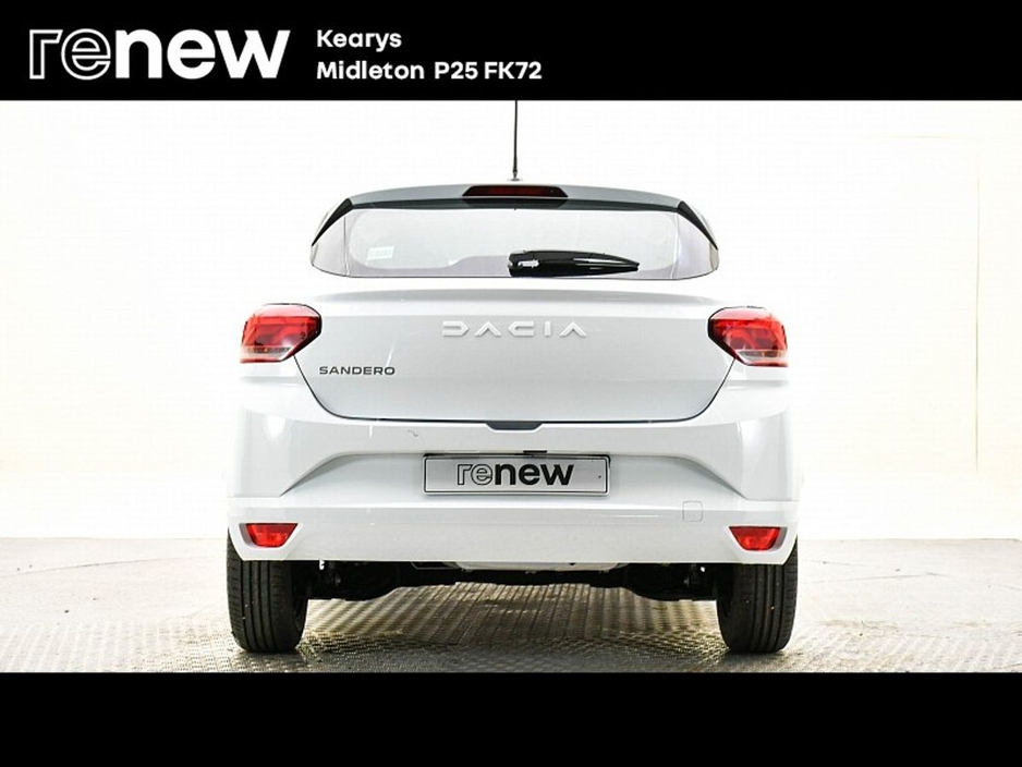 2023 Dacia Sandero - image 10
