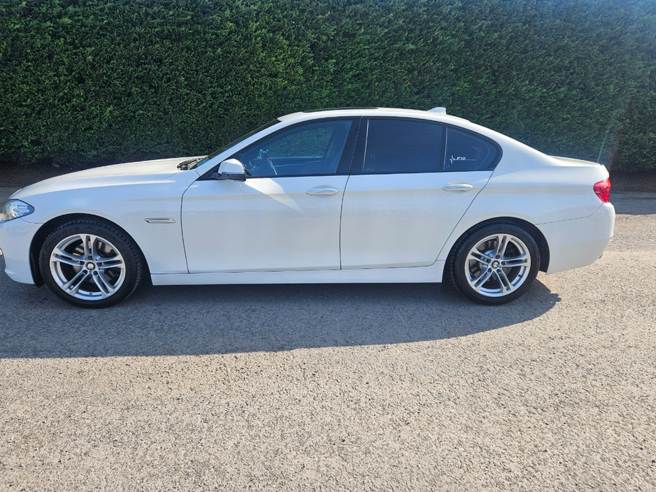 2015 BMW 5 Series - image 3
