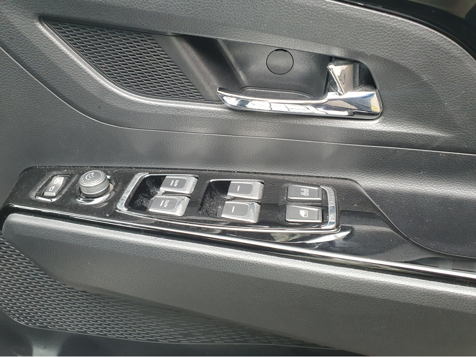 2023 Ssangyong Korando - image 16