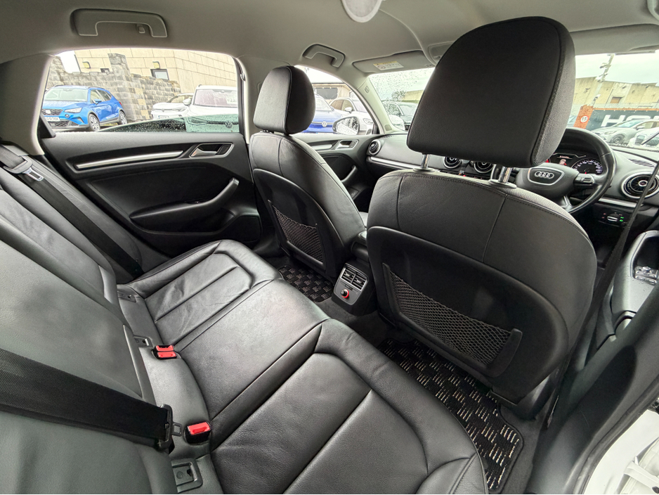 2014 Audi A3 KEYLESS ENTRY..BLACK LEATHER..2 KEYS