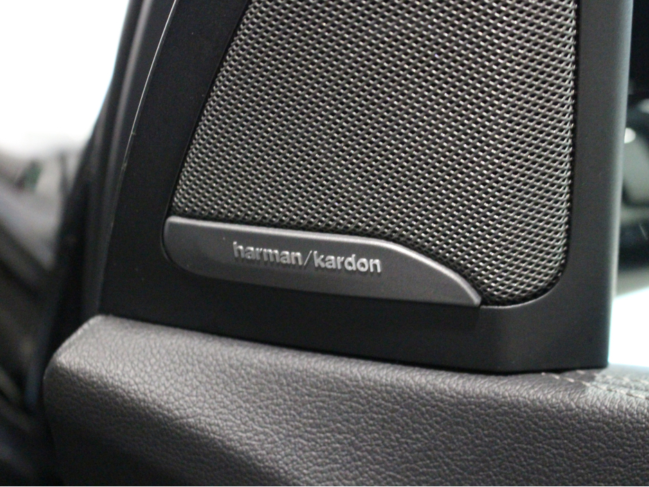 2021 BMW X5 - image 30