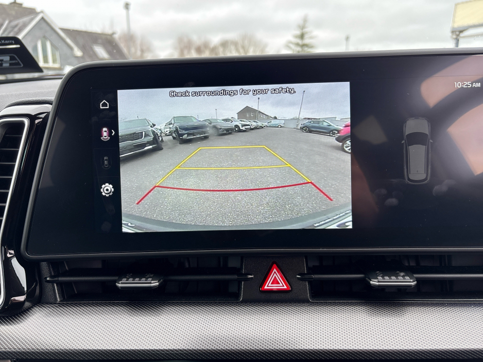 2025 Kia Sportage - image 11