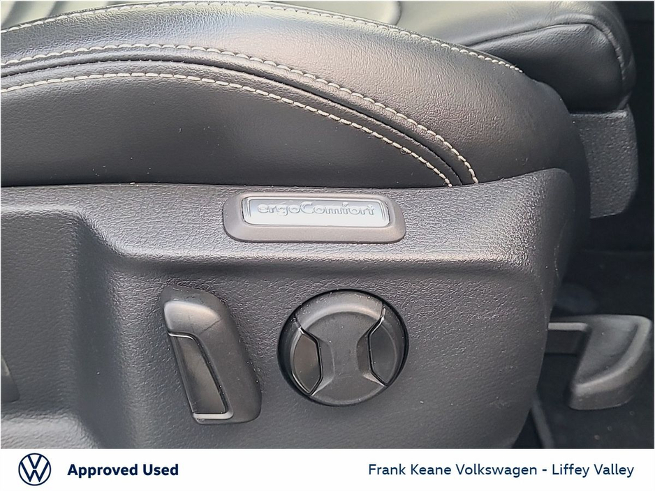 2021 Volkswagen Passat ELEGANCE 1.5 TSI 150HP *FULL LEATHER* *REAR VIEW CAMERA* *CARPLAY & ANDROID AUTO* *PCP FINANCE AVAILABLE* * €24,995