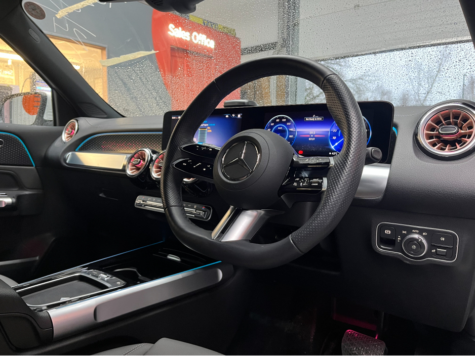 2024 Mercedes-Benz EQB - image 11