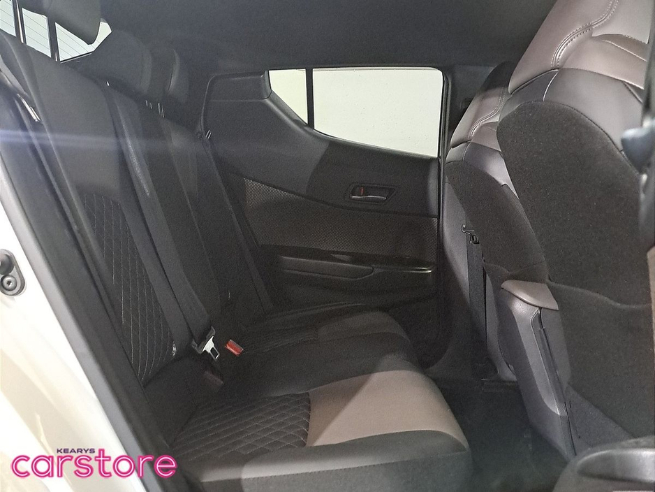 2020 Toyota C-HR 1.8 PET HYB HEV €25,380