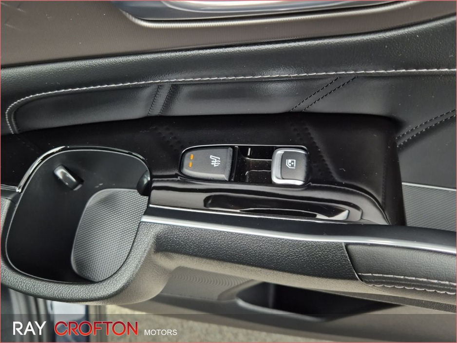 2024 Kia Sorento - image 30