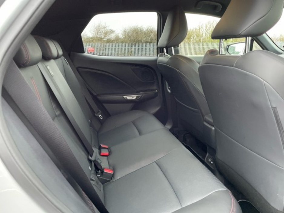 2025 Lexus LBX 1.5h EMOTION // Heated Mirrors // Power Folding Mirrors // Apple Carplay // Android Auto // Dual Zone Climate Control €42,945