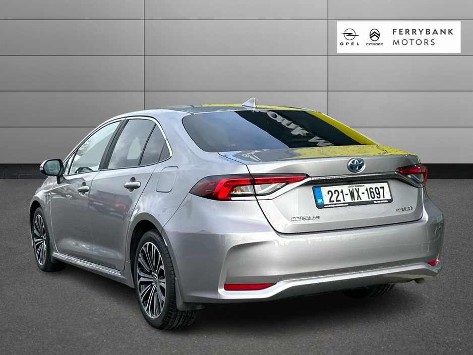 2022 Toyota Corolla HYBRID LUNA SPORT 4DR €21,950