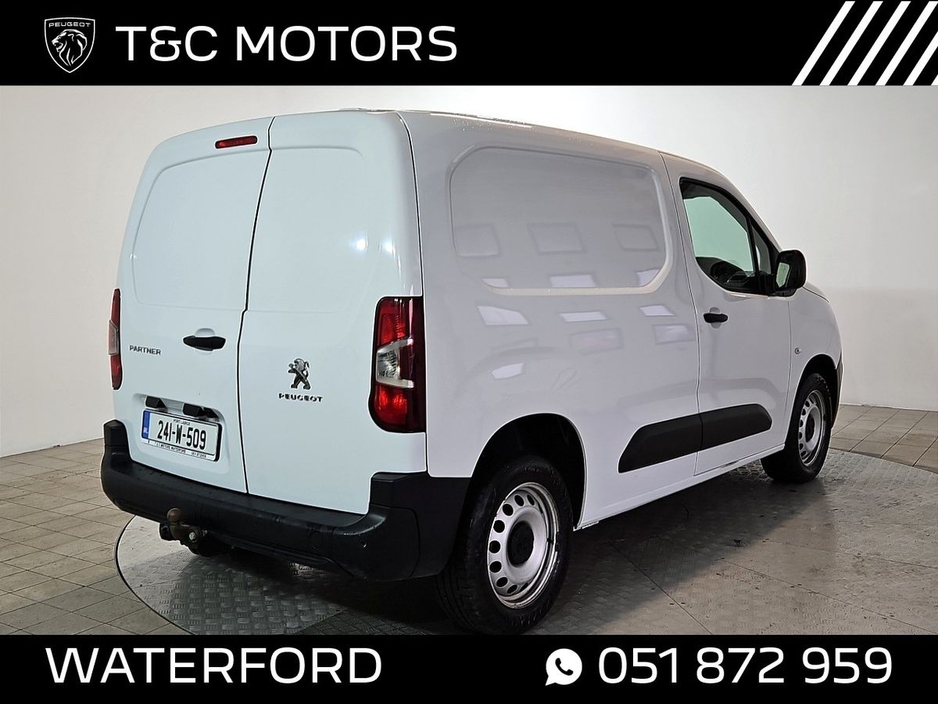 2024 Peugeot Partner - image 2