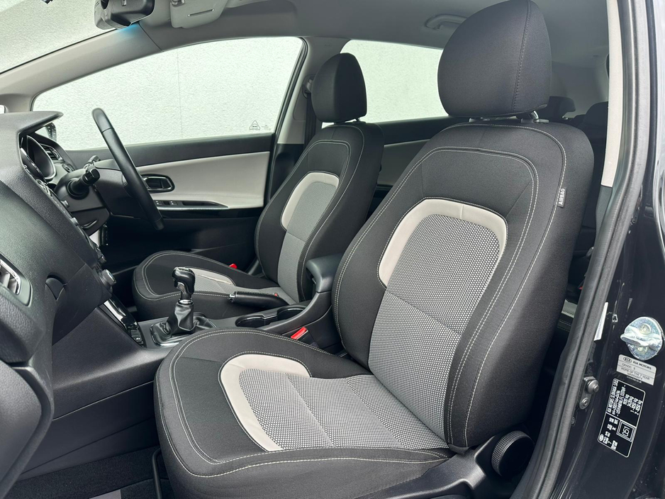 2015 Kia Ceed - image 19