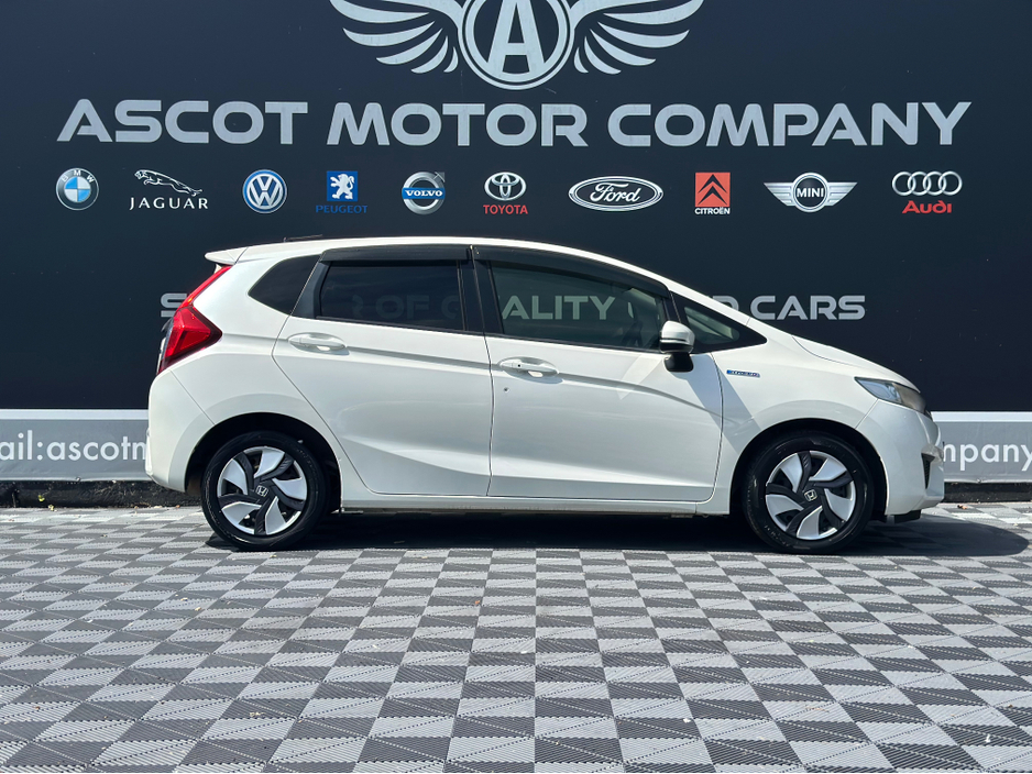 2014 Honda Fit Hybrid €9,250