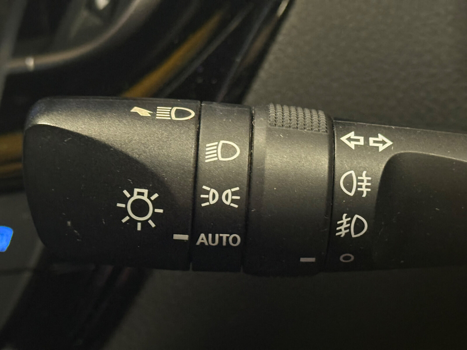 2018 Toyota C-HR 1.2 TURBO PETROL LUNA SPORT €17,900