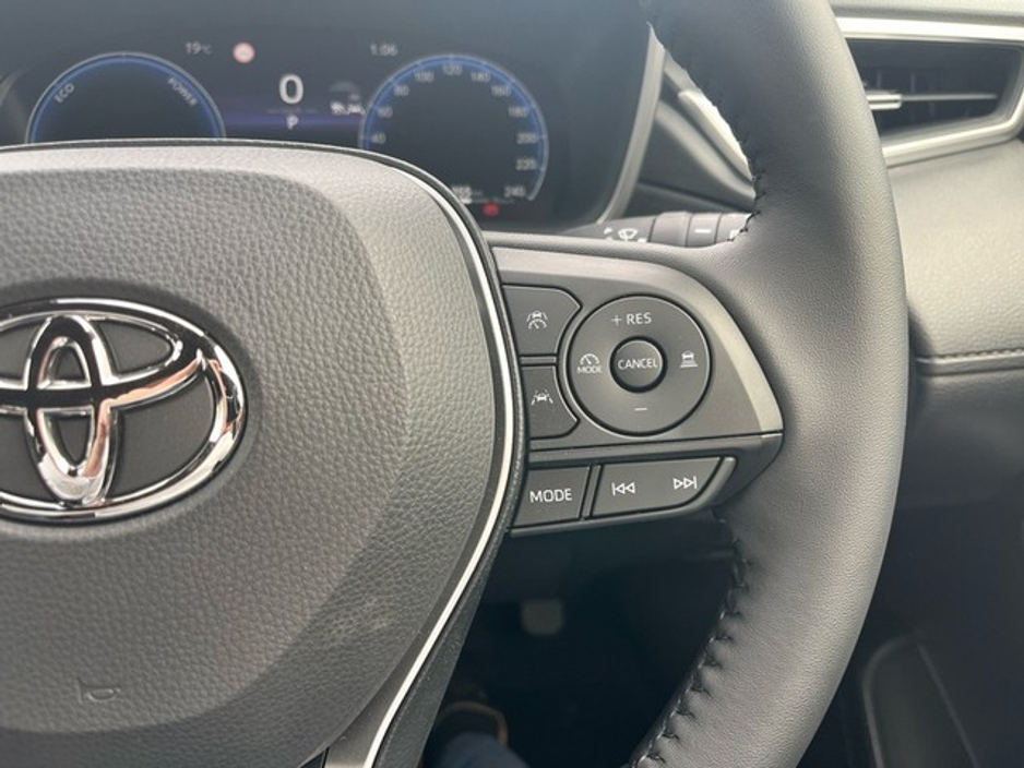 2025 Toyota Corolla Cross - image 14