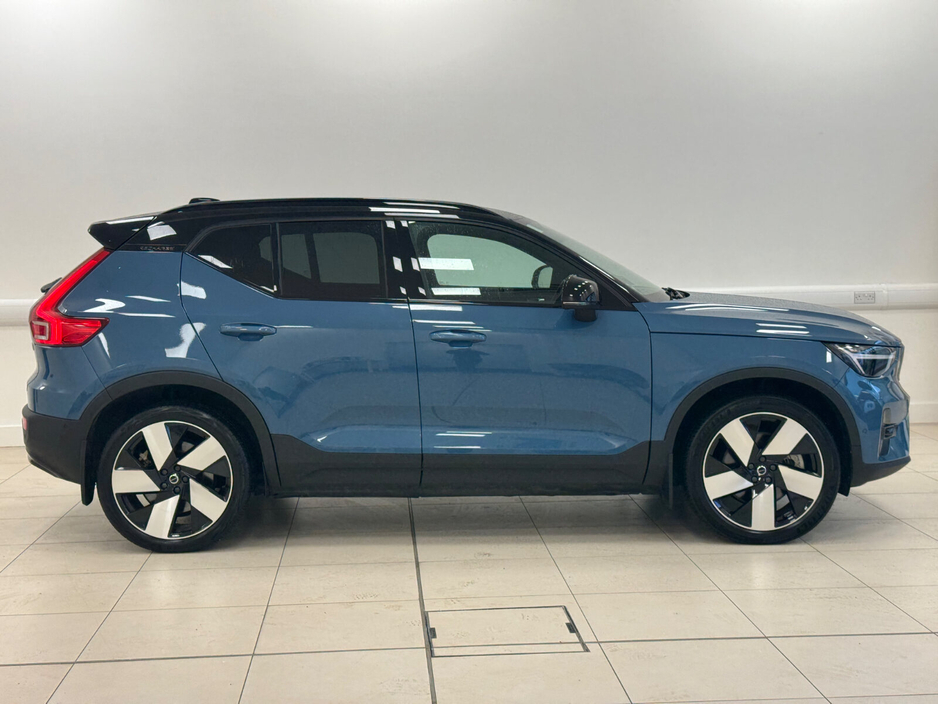 2022 Volvo XC40 BEV 231hp Ultimate €29,950