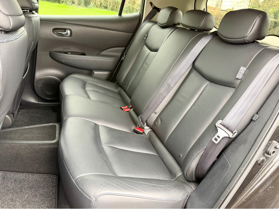 2017 Nissan Leaf Electric | 30 kWh High spec Teckna Edition | AA approved | Only 37,000 km | 2 keys | Jan 27 nct | July 26 nct | Sold checked and serviced with warranty and full Motor History report supplied. €8,900