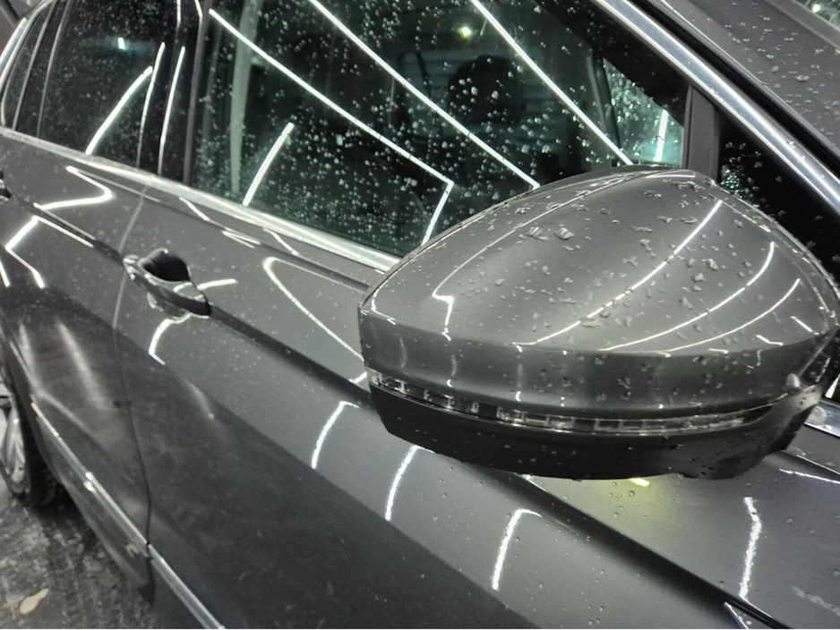 2020 Volkswagen Tiguan - image 16