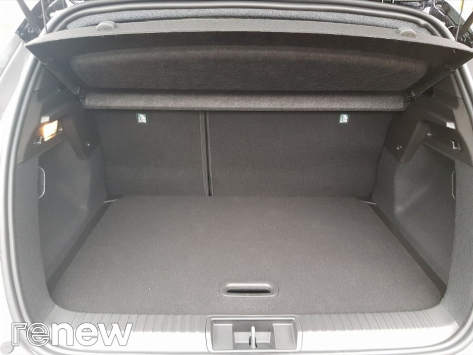 2026 Renault Captur - image 12