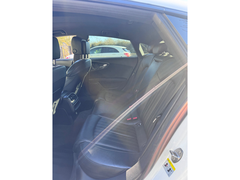 2013 Audi A7 - image 20