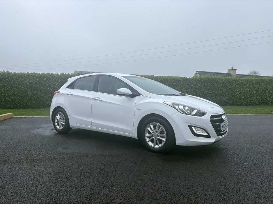 2016 Hyundai i30 SE 110PS 5DR €9,950