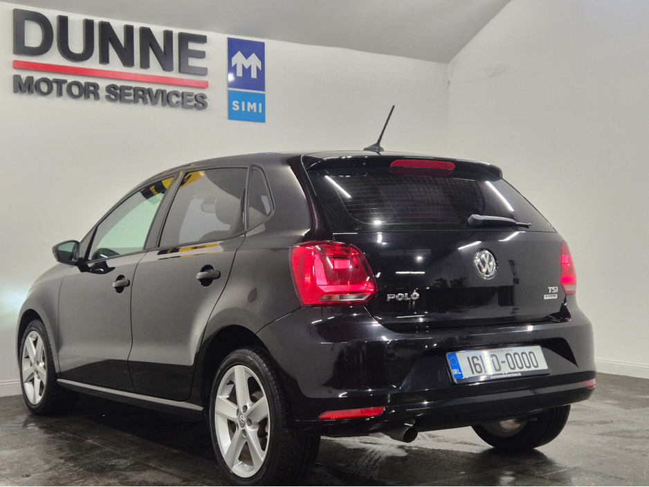 2016 Volkswagen Polo **HIGHLINE**AUTO**LEATHER/ALCANTARA SEATS**HEATED SEATS**ANDROID/APPLE MEDIA RADIO**DISTRONIC CRUISE CONTROL**LED HEADLAMPS**CLIMATE CONTROL**REVERSE CAMERA**AUTO LIGHTS**FOLDING MIRRORS**PADEL SHIFT* €13,899
